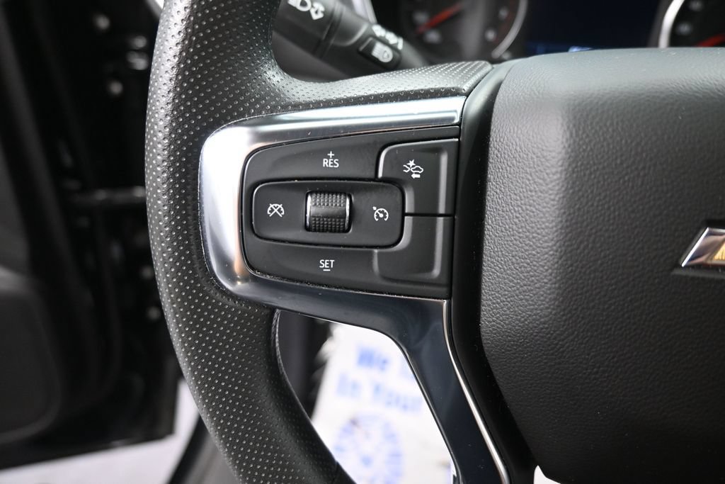 Used 2025 Chevrolet Blazer LT FWD image 33