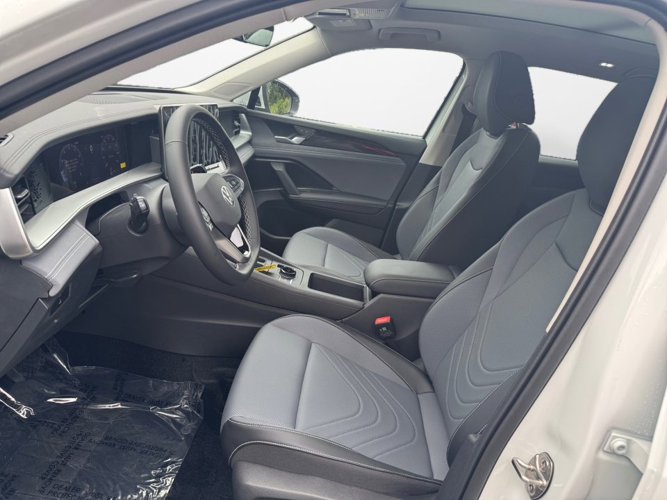 New 2026 Volkswagen Tiguan S AWD/4WD image 9