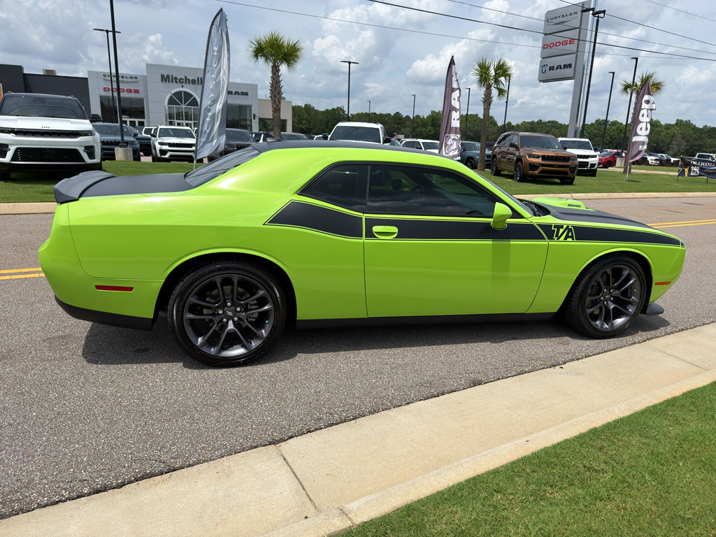 Certified 2023 Dodge Challenger R/T w/ T/A Package RWD image 4