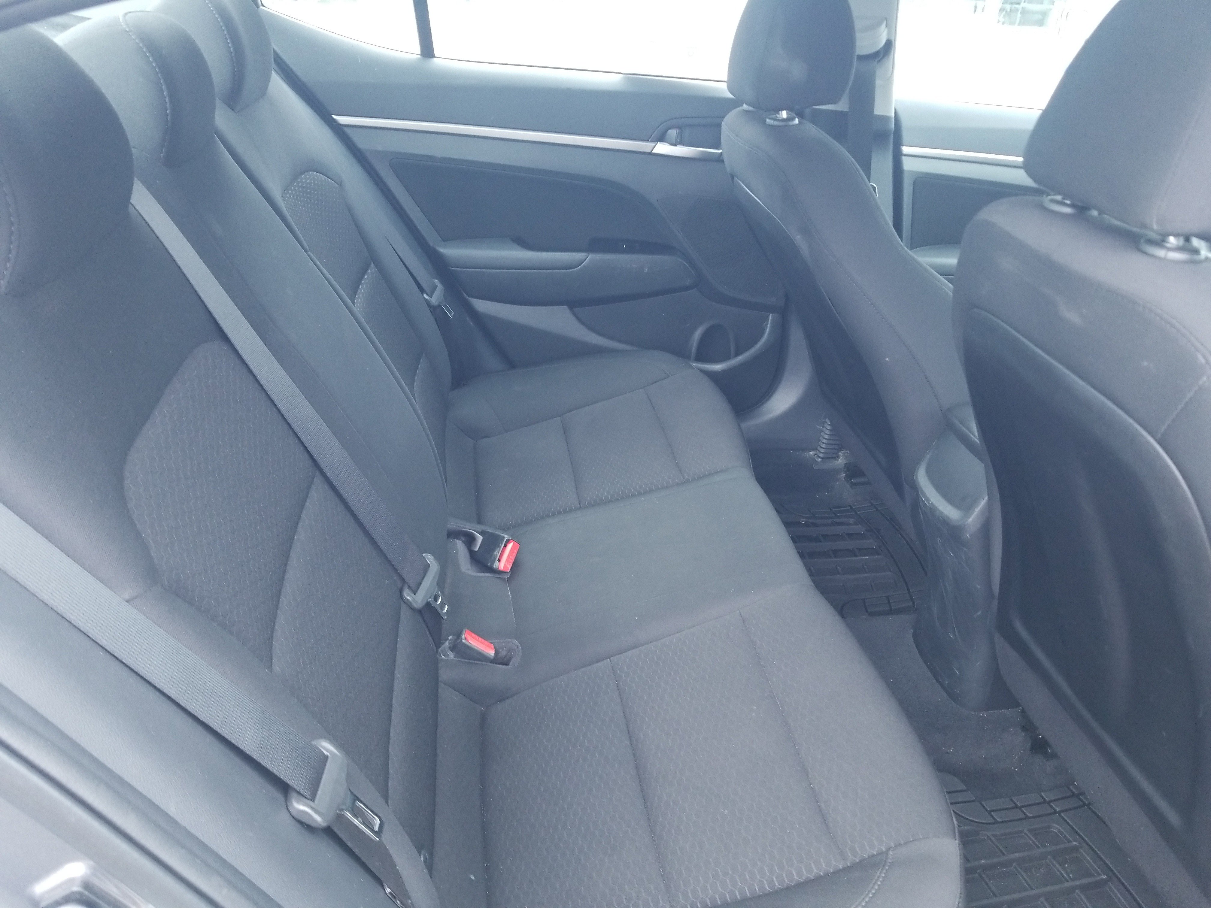 Used 2019 Hyundai Elantra SEL w/ Cargo Package image 15