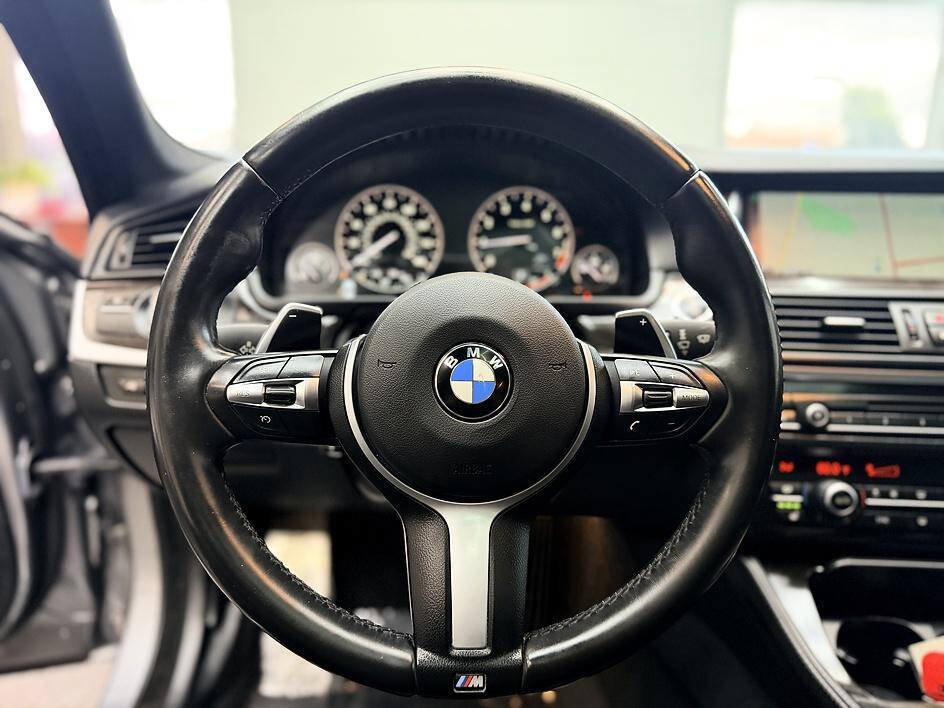 Used 2016 BMW 528i Sedan RWD image 6