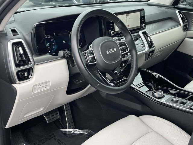 Used 2024 Kia Sorento SX Prestige image 12