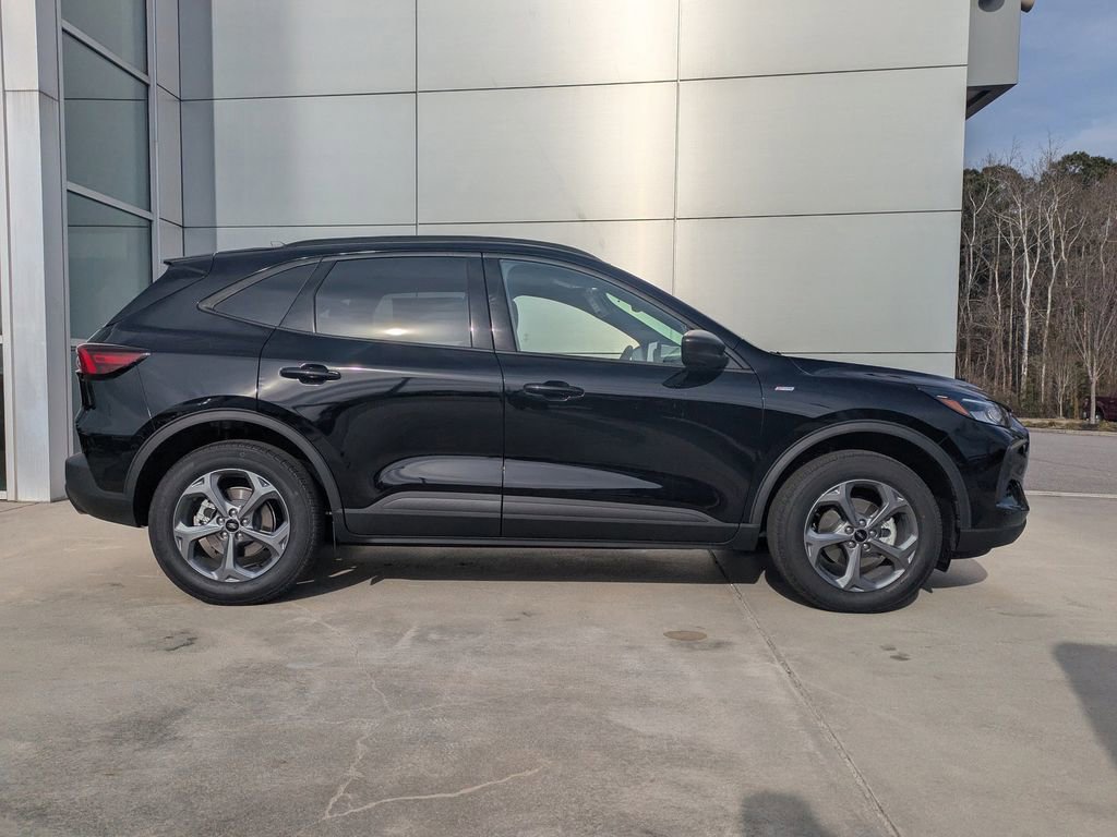 New 2026 Ford Escape ST-Line w/ Tech Pack #1 AWD/4WD image 3