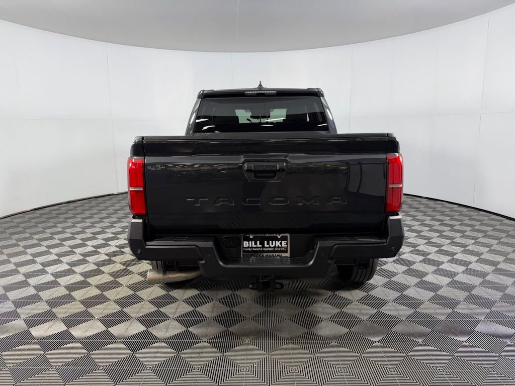 Used 2025 Toyota Tacoma SR image 9