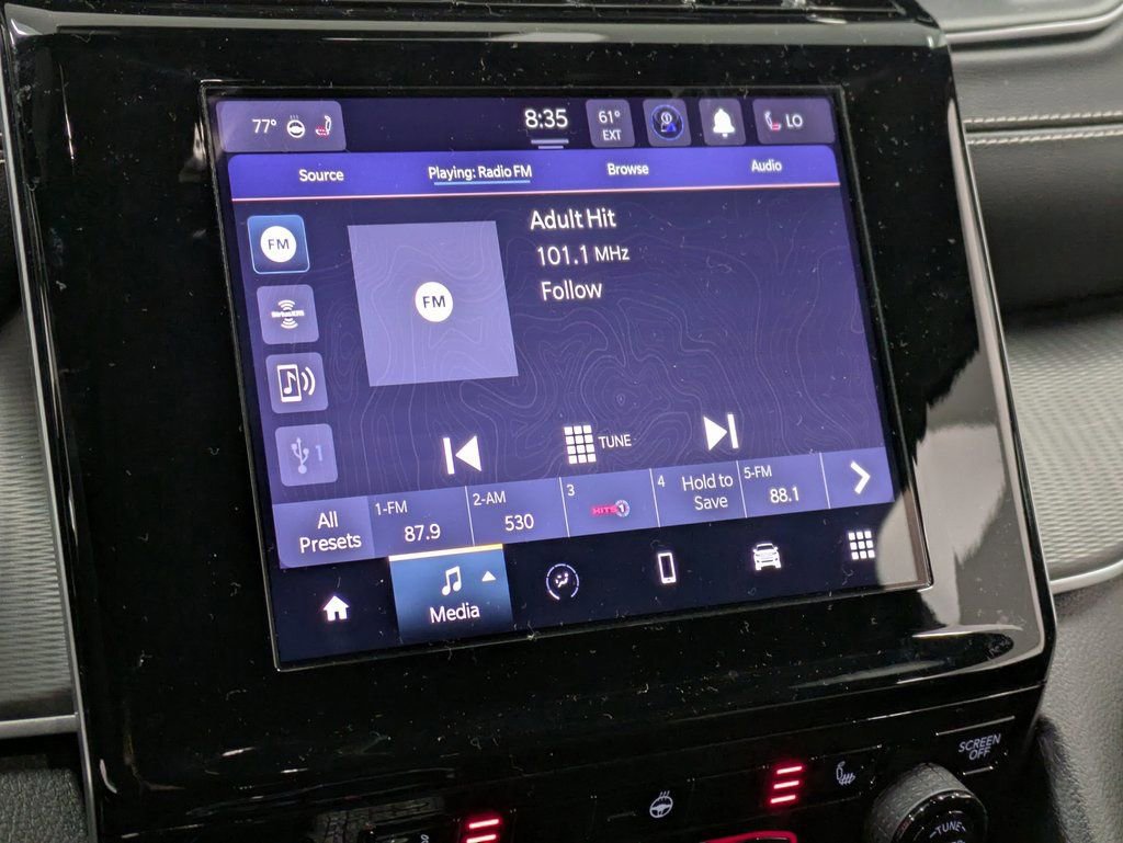 Used 2024 Jeep Grand Cherokee Altitude image 13