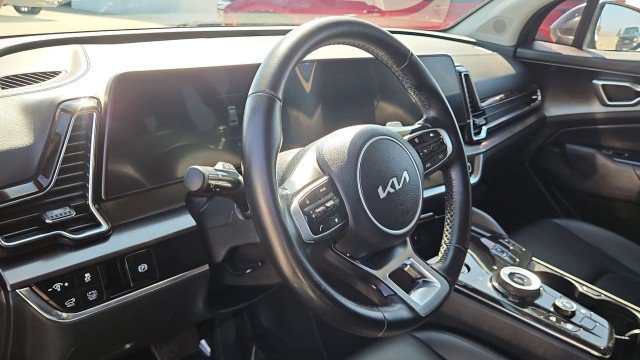 Used 2024 Kia Sportage EX w/ EX Premium Package AWD/4WD image 11