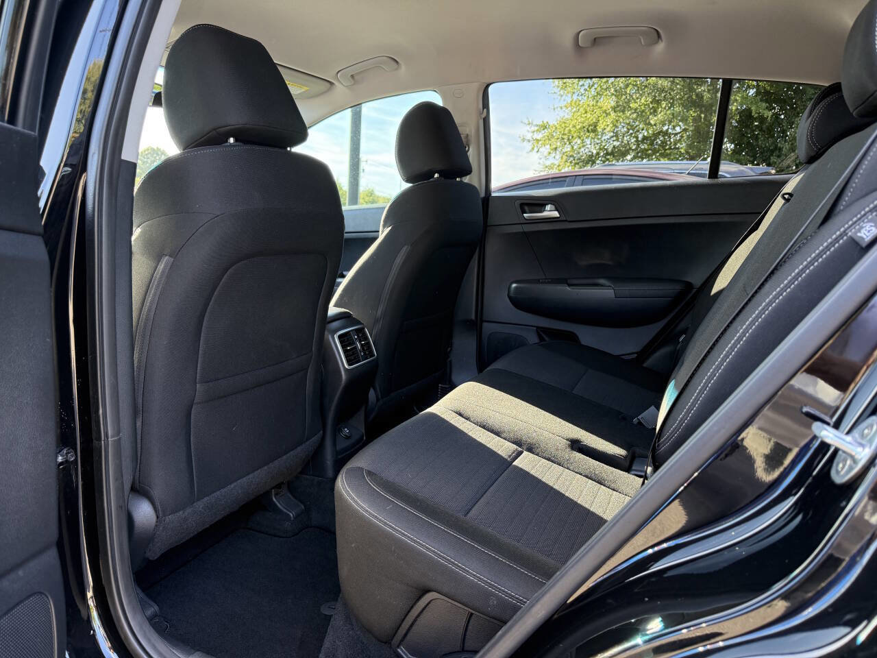Used 2019 Kia Sportage LX w/ LX Popular Package image 10
