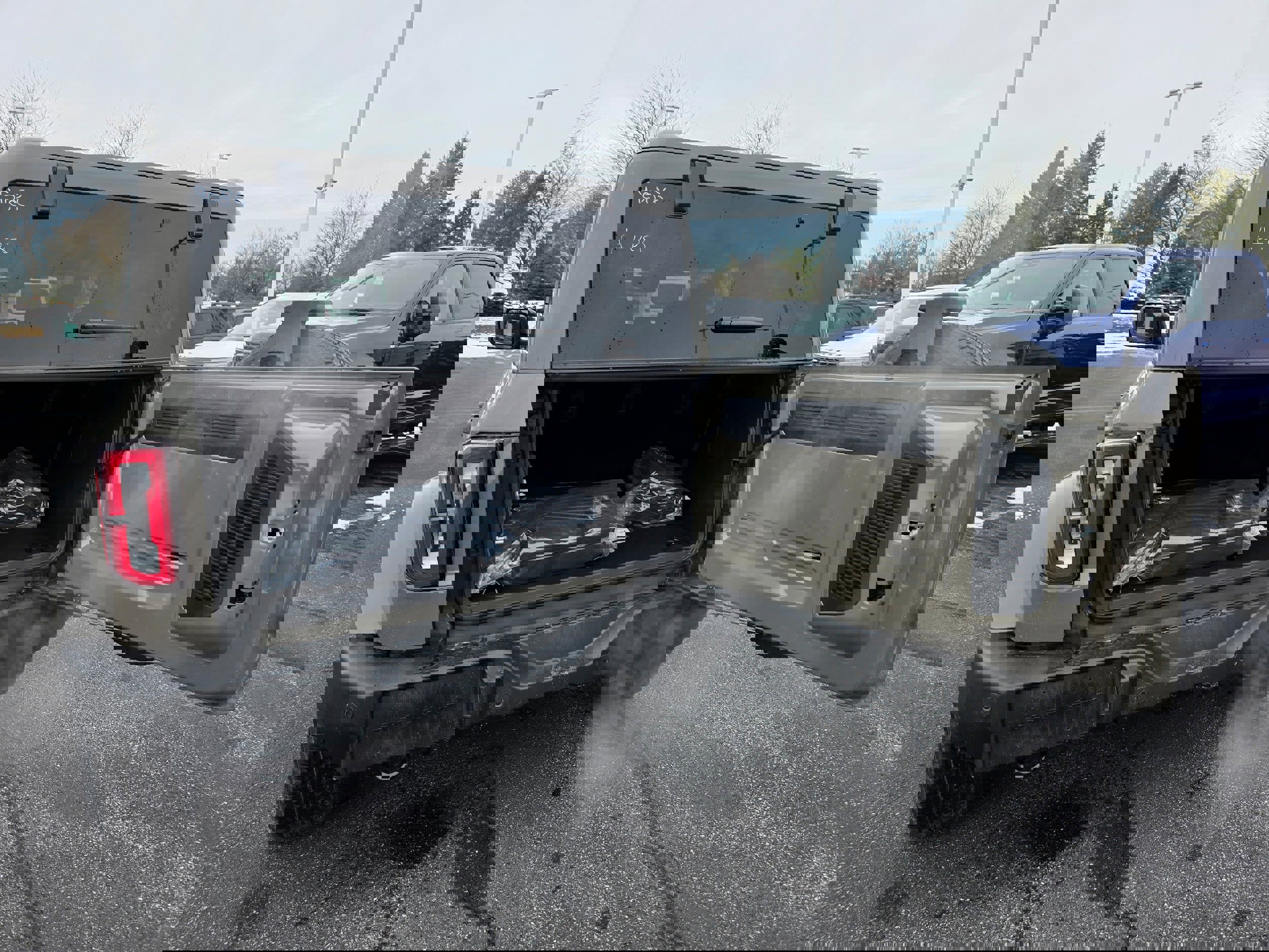 New 2025 Ford Bronco Outer Banks image 9