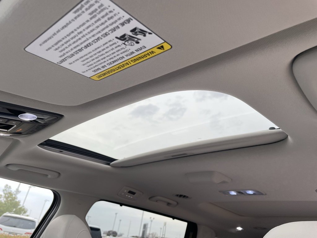 New 2026 Kia Carnival SX Prestige image 25