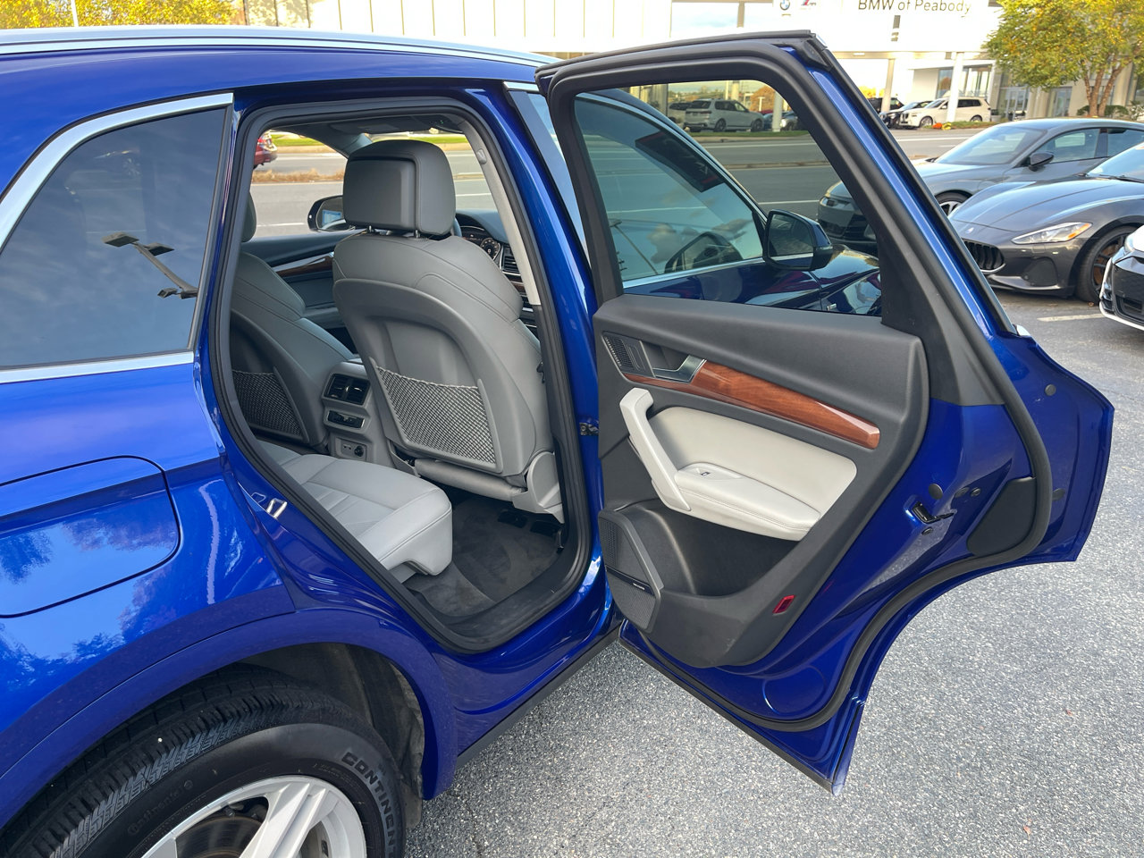 Used 2022 Audi Q5 e Premium Plus w/ Premium Plus Package image 27