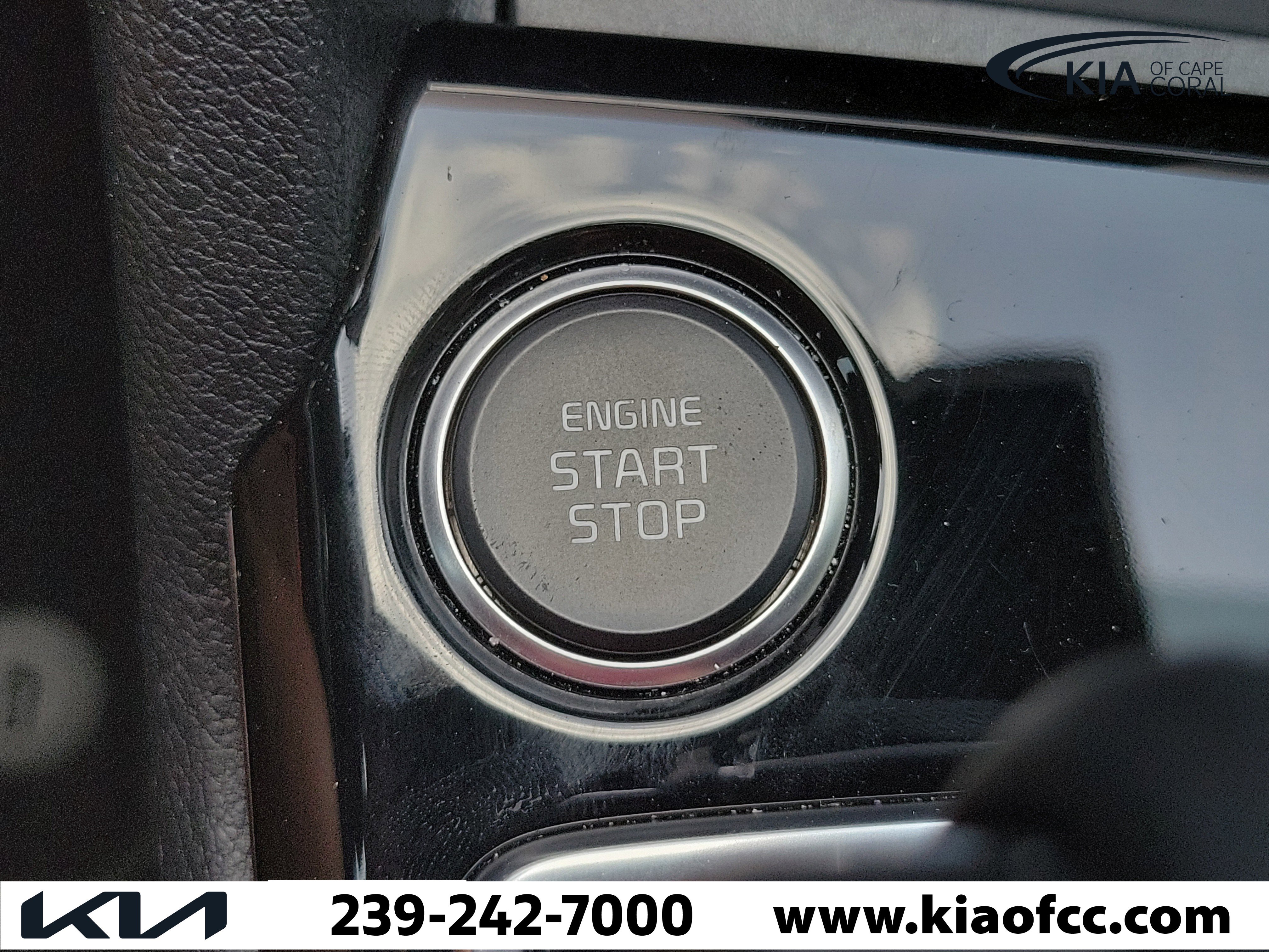 Certified 2025 Kia Sportage SX FWD image 31
