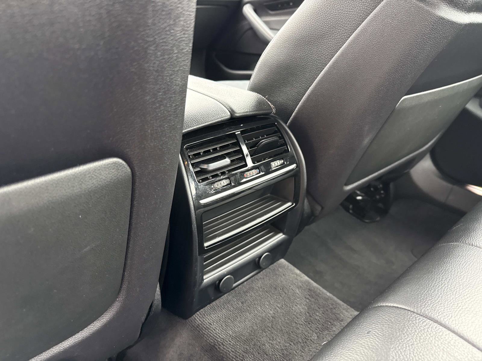 Used 2018 BMW 530i xDrive AWD/4WD image 16