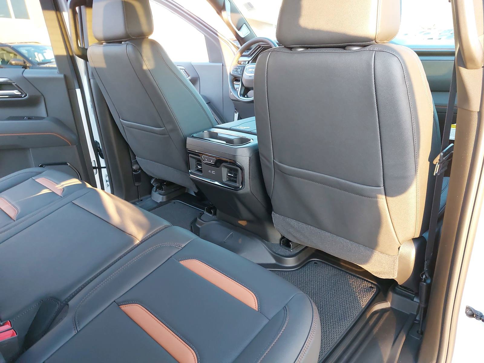 New 2026 GMC Sierra 1500 AT4 w/ Technology Package image 12
