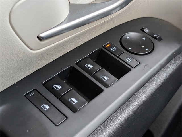 Used 2025 Hyundai Tucson SE image 19