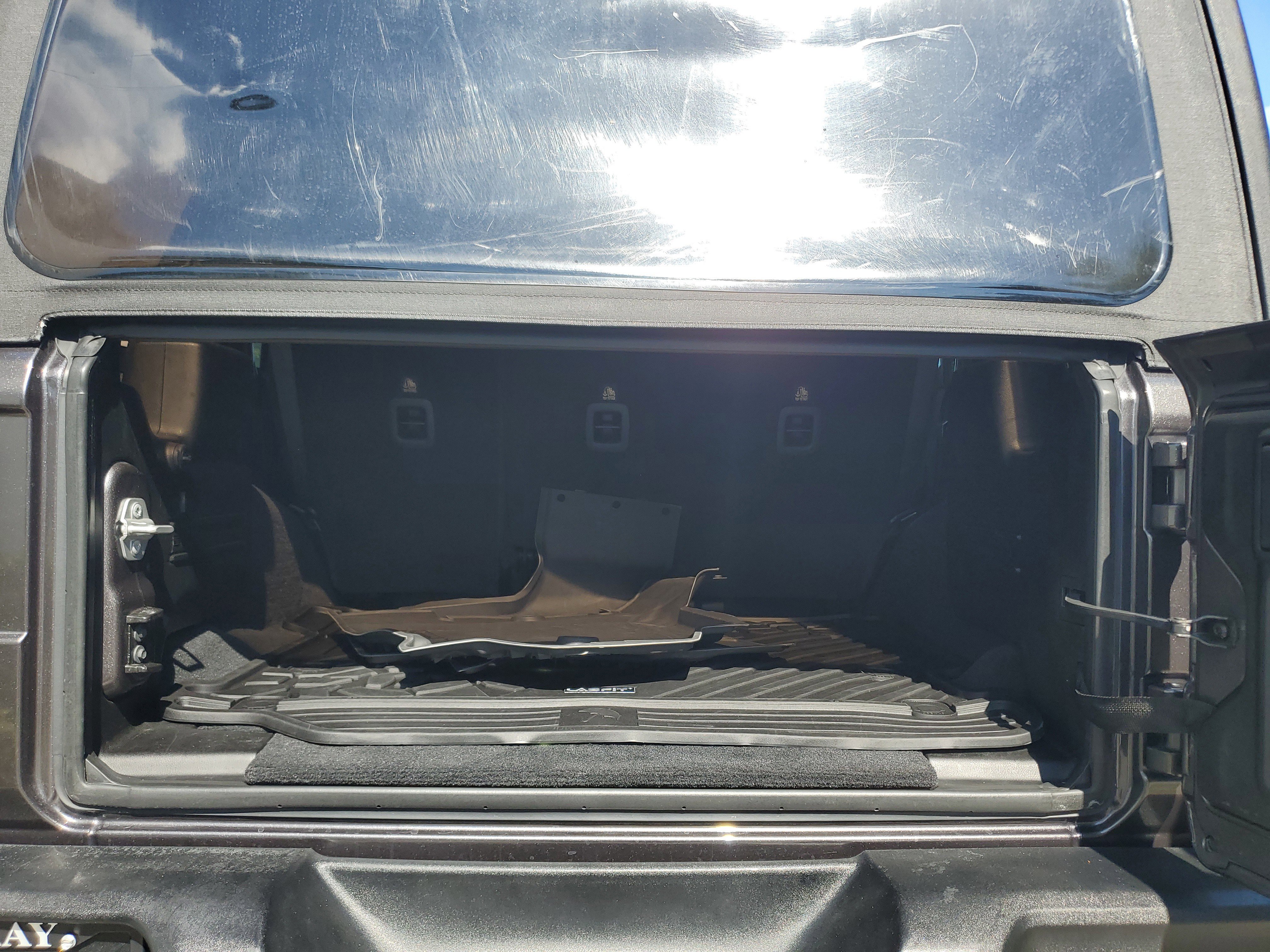 Used 2019 Jeep Wrangler Unlimited Sport S image 10