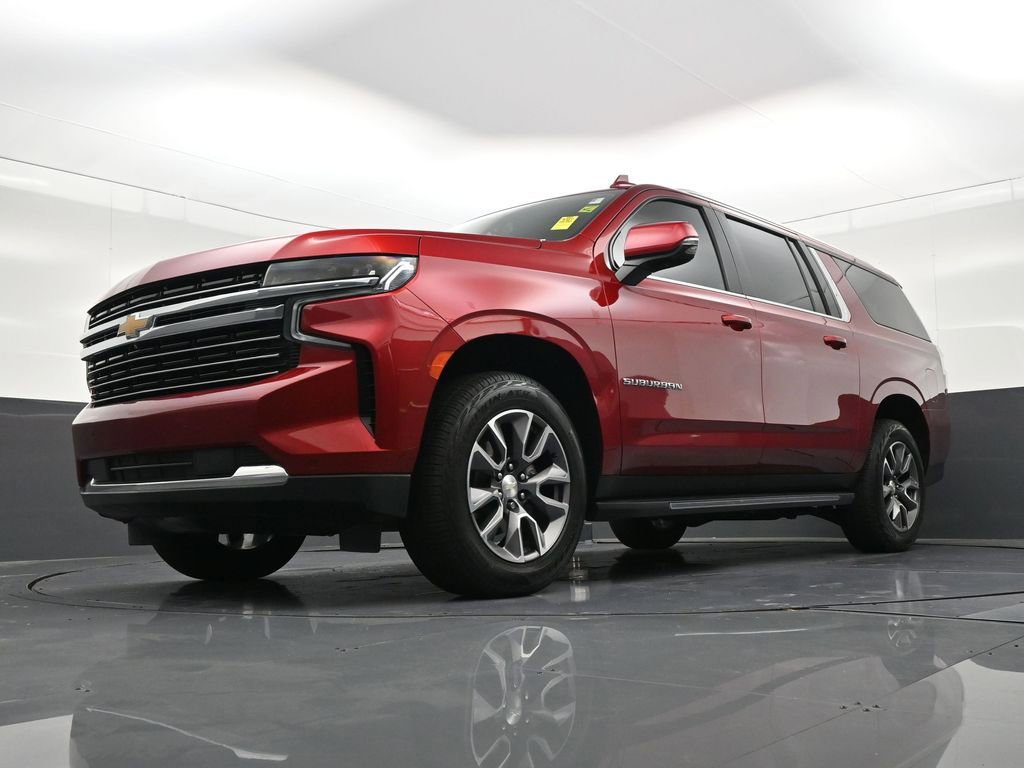 Used 2022 Chevrolet Suburban LT w/ LT Signature Package image 25