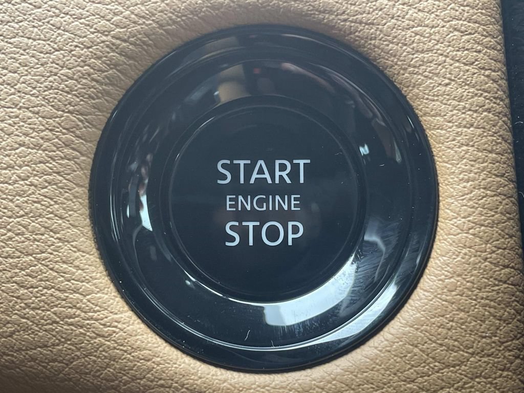 New 2025 Nissan Armada SL w/ Captain's Chari Seat Package RWD image 27