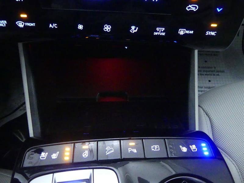 Used 2024 Hyundai Tucson Limited image 17