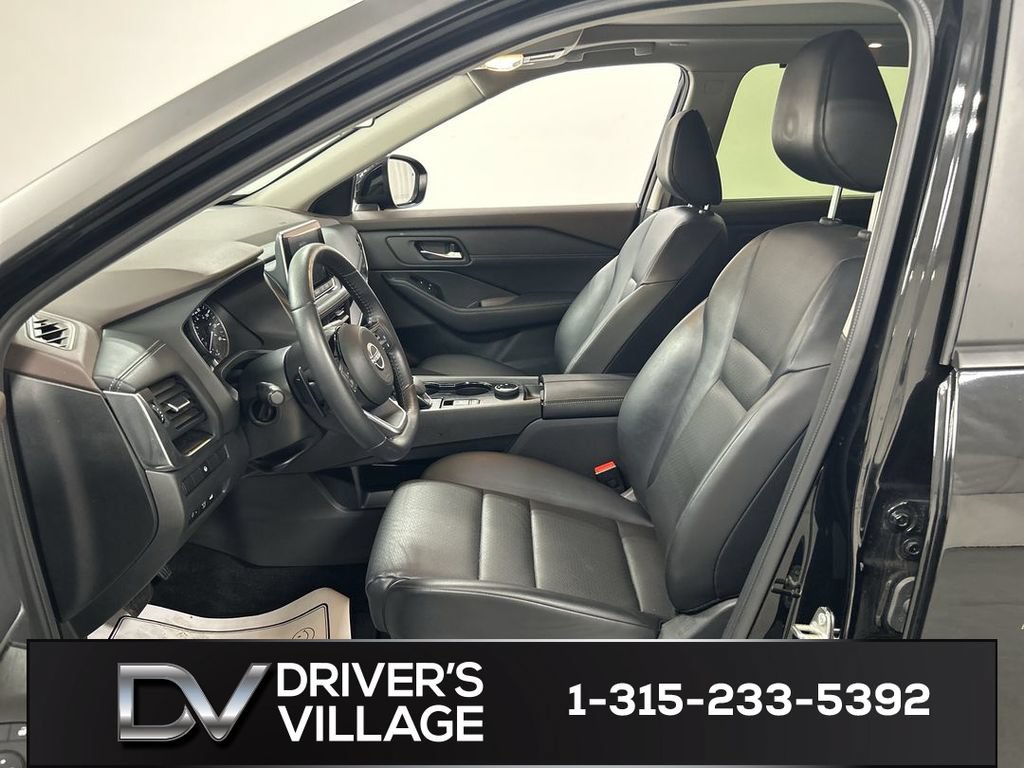 Used 2023 Nissan Rogue SV w/ SV Premium B Package AWD/4WD image 9