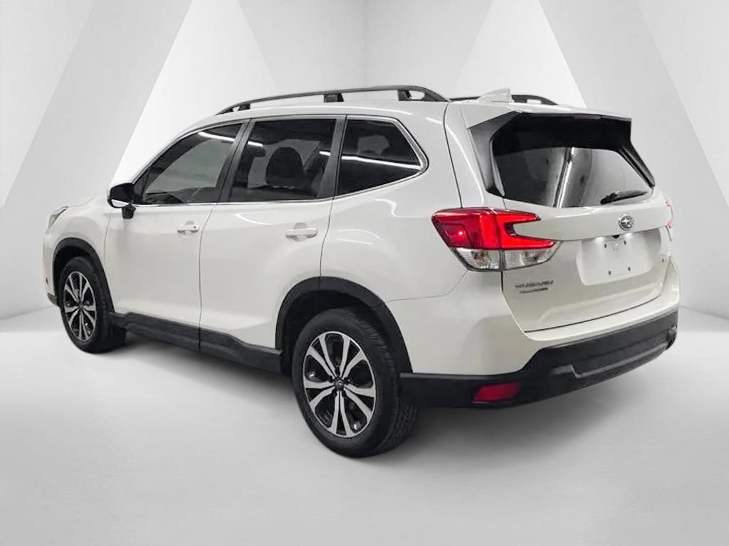 Used 2023 Subaru Forester Limited AWD/4WD image 5