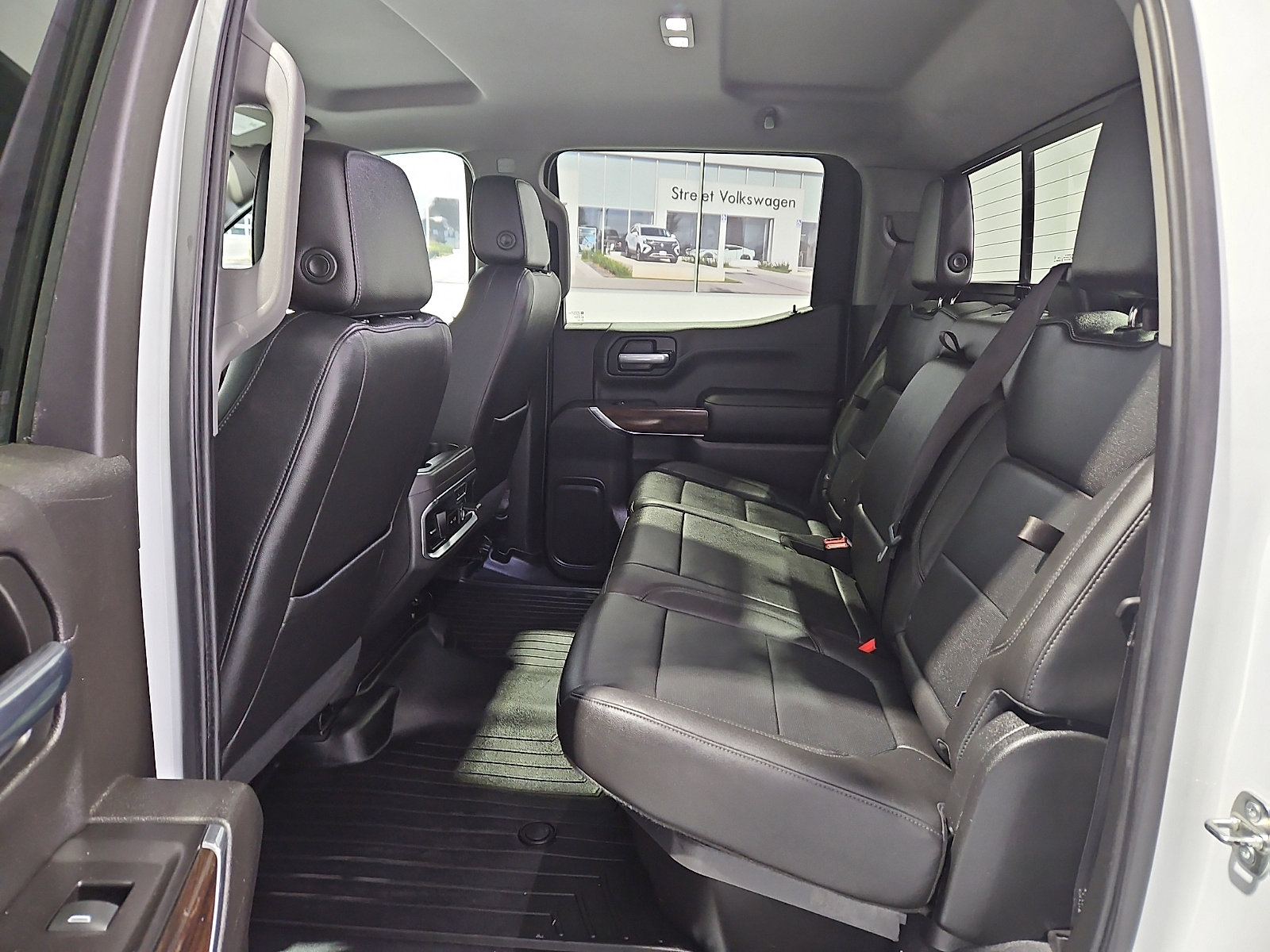 Used 2019 GMC Sierra 1500 SLT image 9