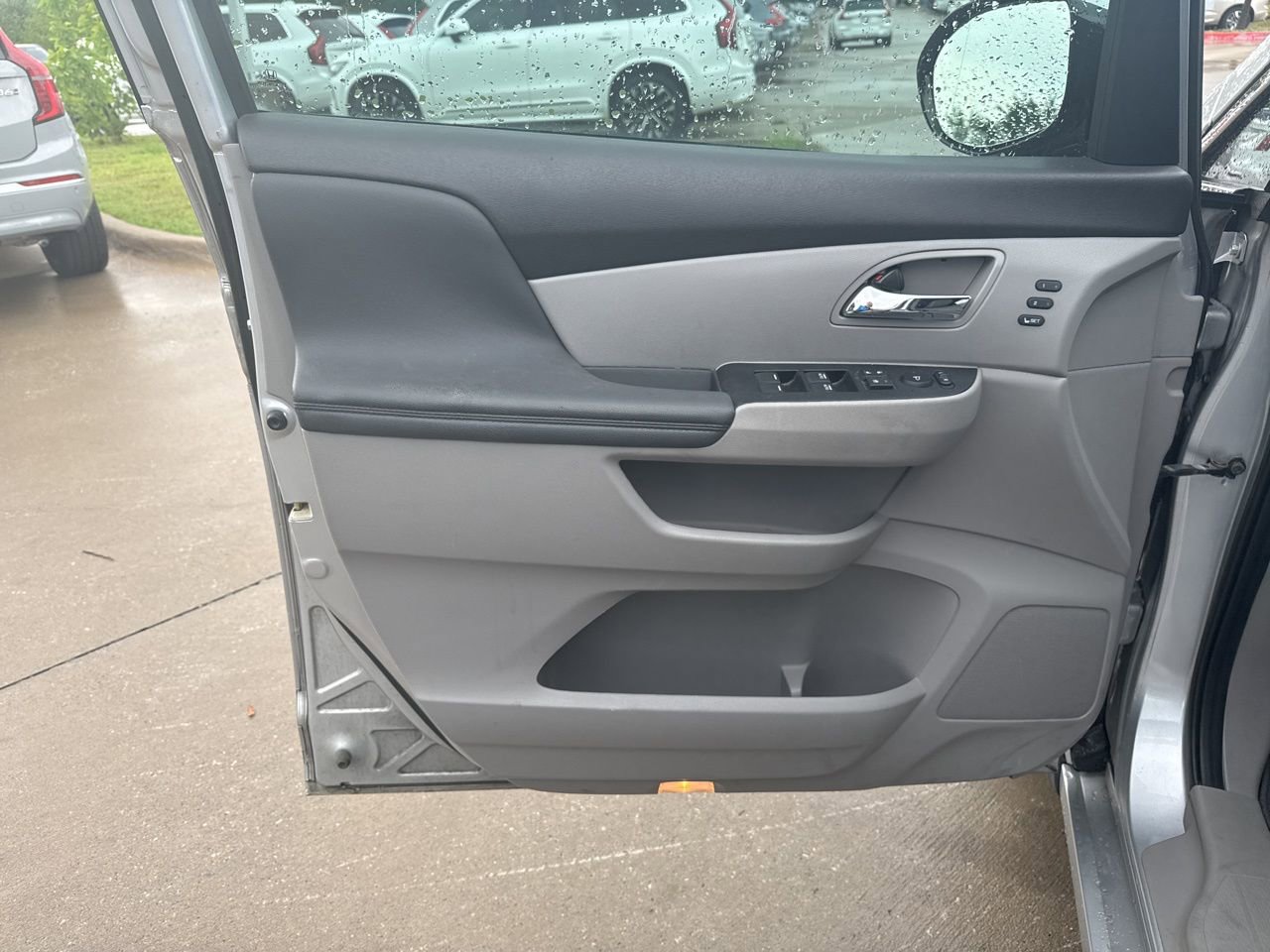Used 2014 Honda Odyssey Touring image 17