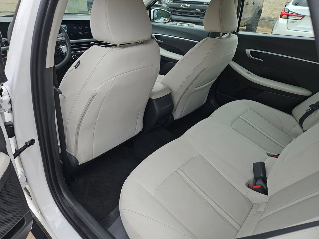 Used 2025 Hyundai Sonata SEL FWD image 27
