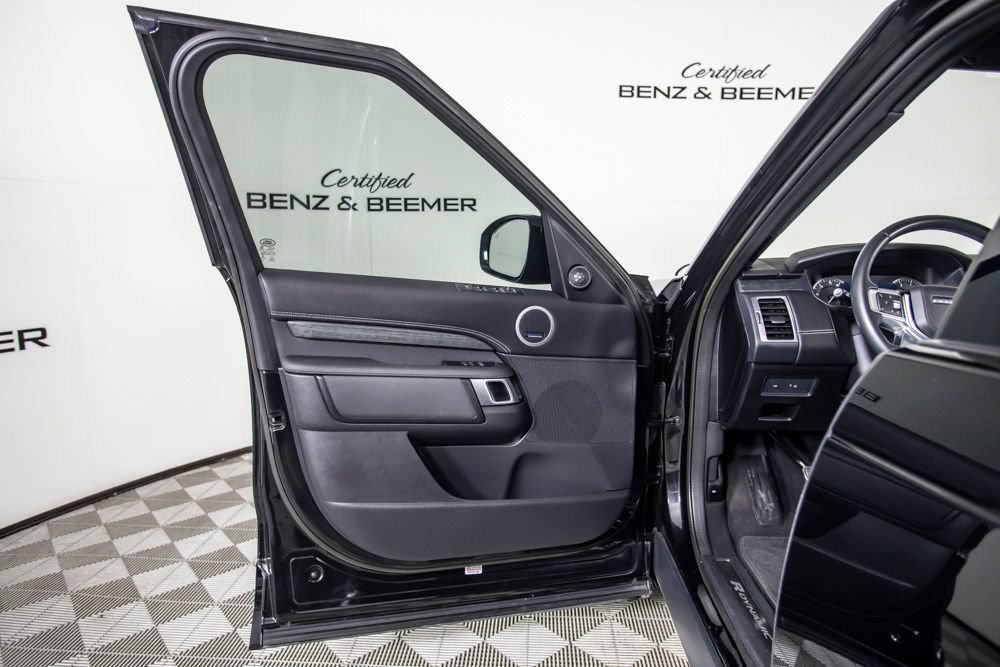 Used 2023 Land Rover Discovery HSE R-Dynamic AWD/4WD image 25