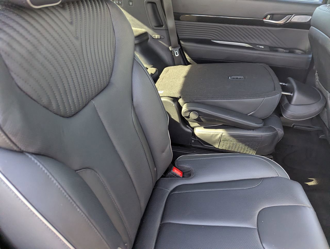 Used 2024 Hyundai Palisade Calligraphy image 14