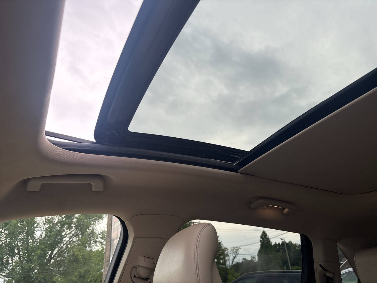 Used 2016 Lincoln MKX Select FWD image 24