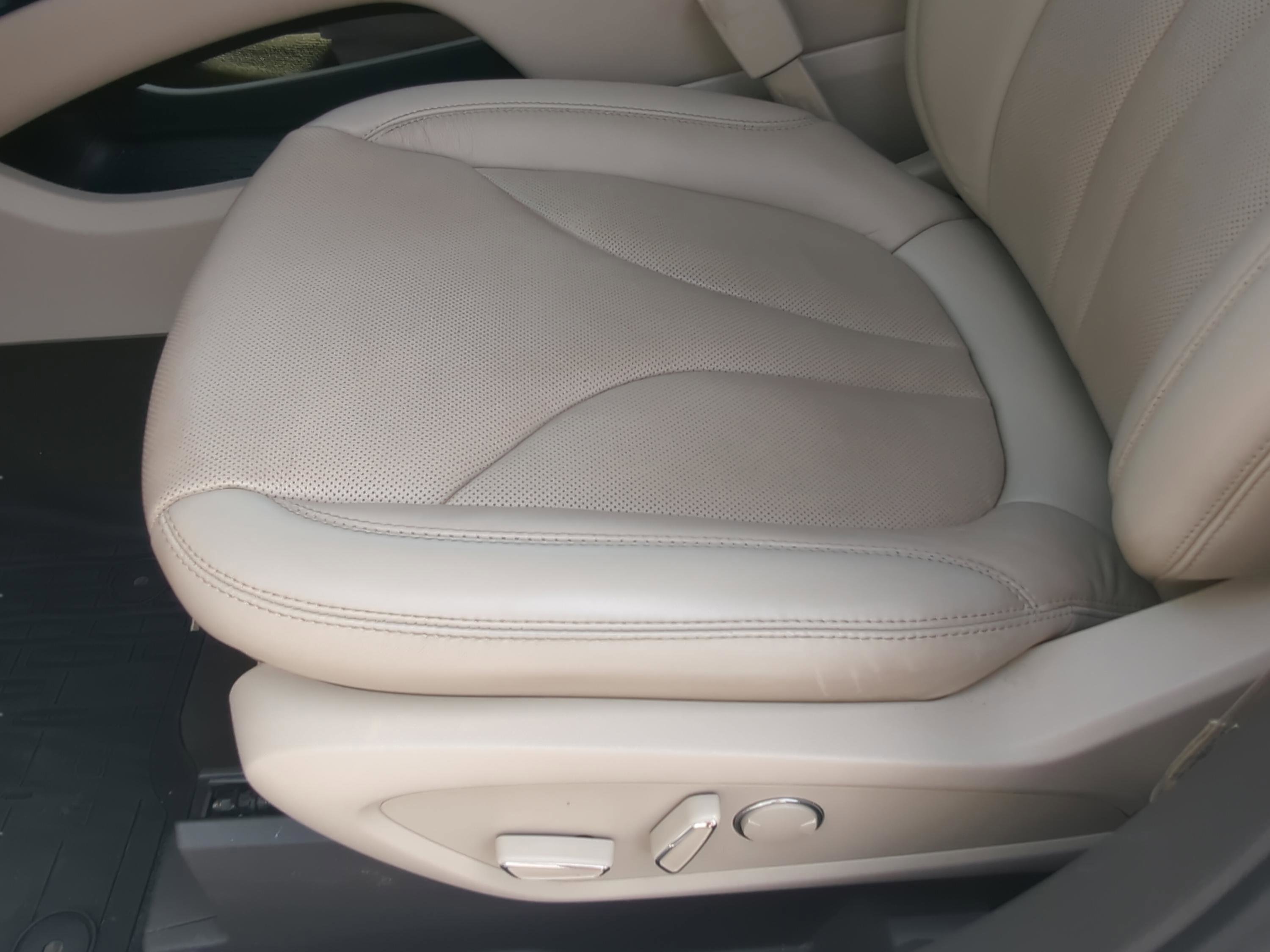 Used 2020 Lincoln Nautilus Reserve AWD/4WD image 15