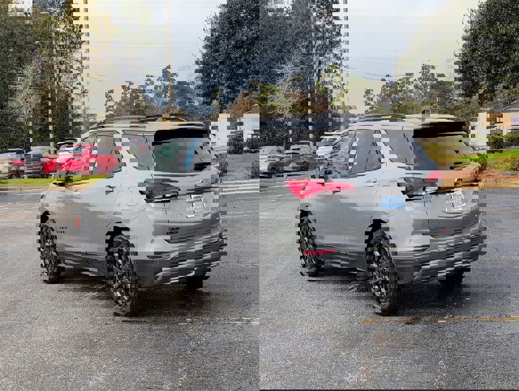 Certified 2023 Chevrolet Equinox RS w/ RS Leather Package image 7