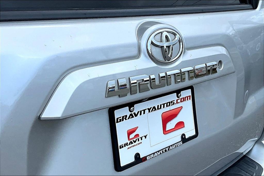 Used 2019 Toyota 4Runner SR5 RWD image 20