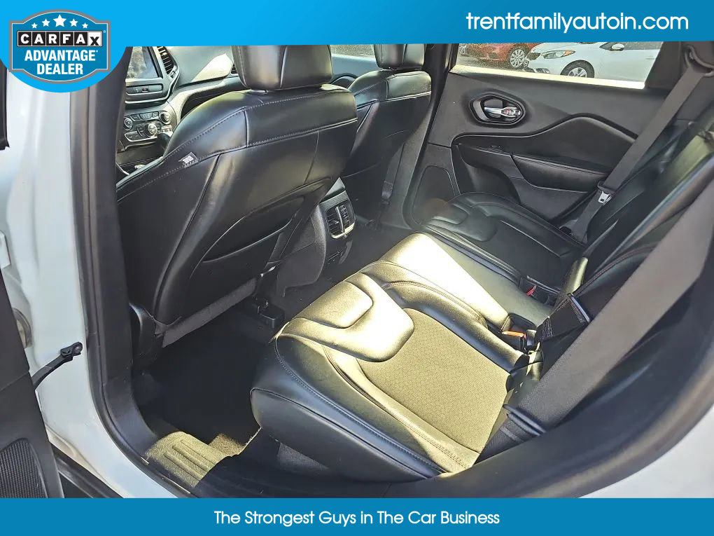 Used 2020 Jeep Cherokee Trailhawk image 34