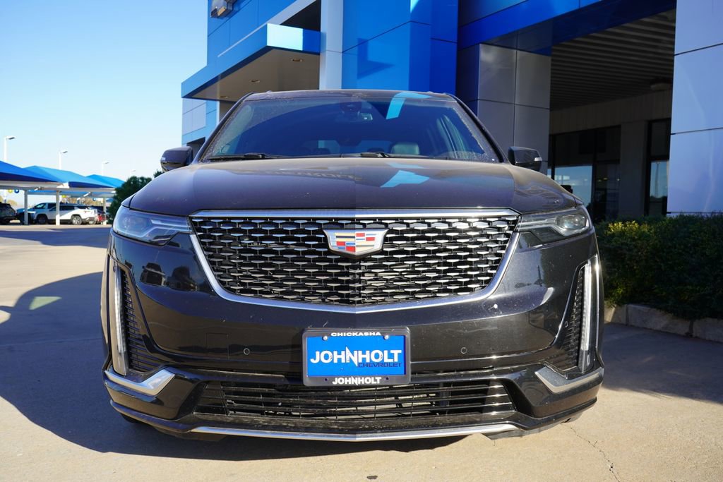 Used 2024 Cadillac XT6 Premium Luxury image 3