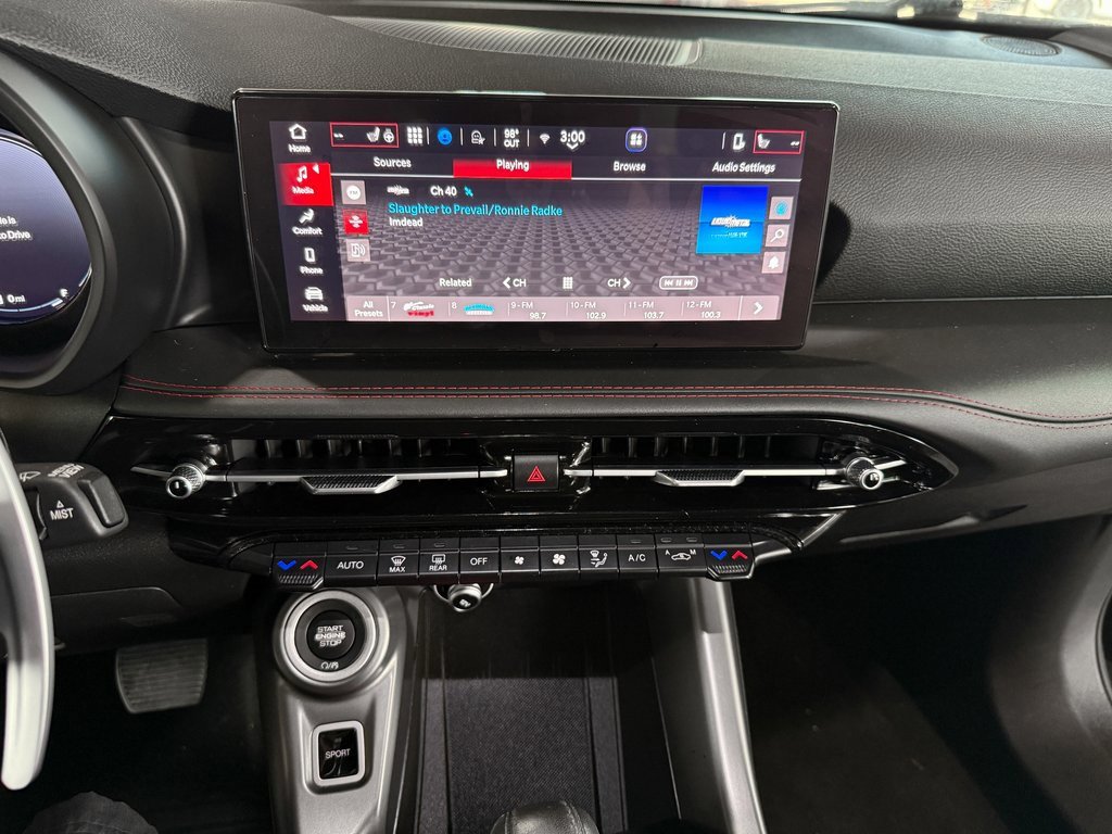 Used 2024 Dodge Hornet R/T image 32