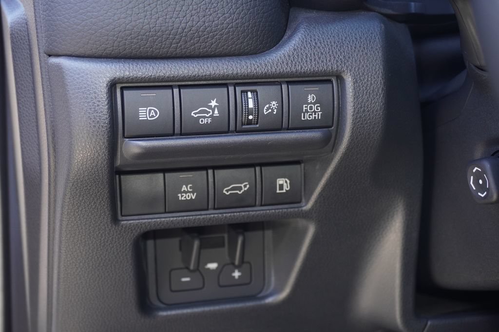 Used 2025 Toyota Land Cruiser w/ Premium Package AWD/4WD image 16
