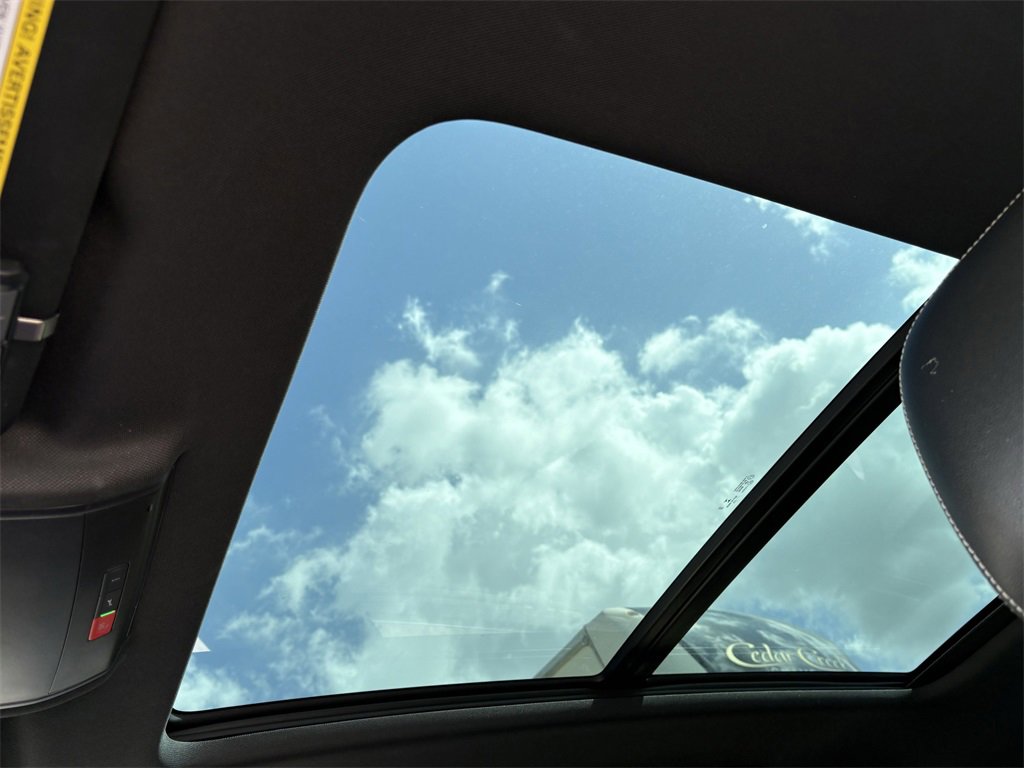 Certified 2022 Volkswagen Atlas Cross Sport SEL Premium R-Line w/ Cross Sport MDO Package image 23