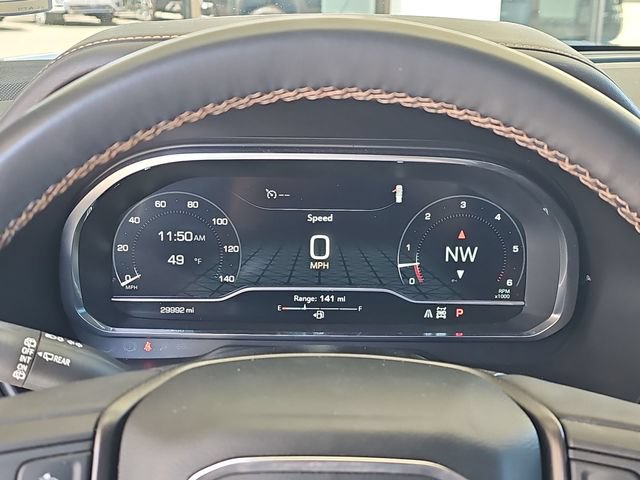 Used 2023 GMC Yukon XL AT4 w/ AT4 Premium Package AWD/4WD image 12