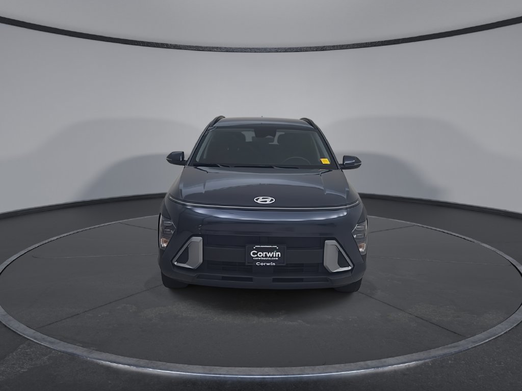 Used 2025 Hyundai Kona SEL AWD/4WD image 5