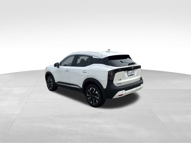 Used 2025 Nissan Kicks SR FWD image 7