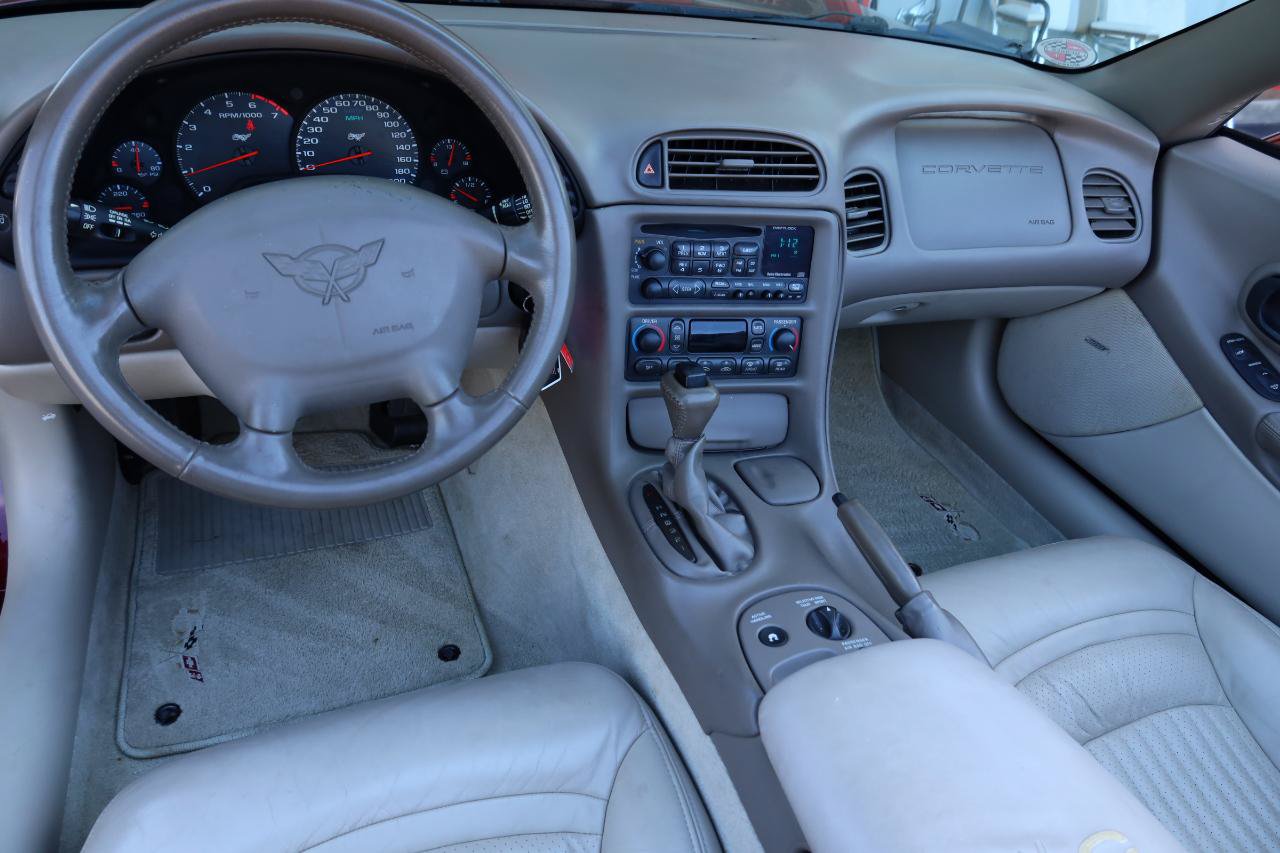 Used 2003 Chevrolet Corvette Convertible w/ Preferred Equipment Group1 RWD image 30