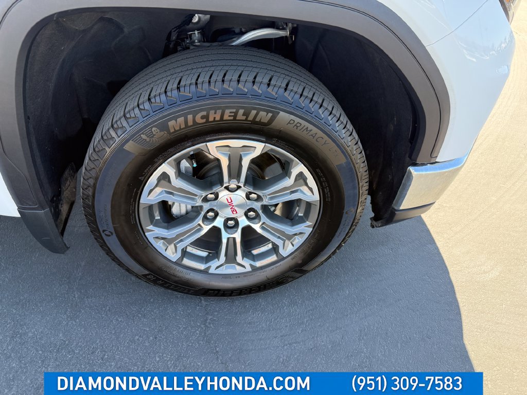 Used 2026 GMC Sierra 1500 SLT RWD image 32