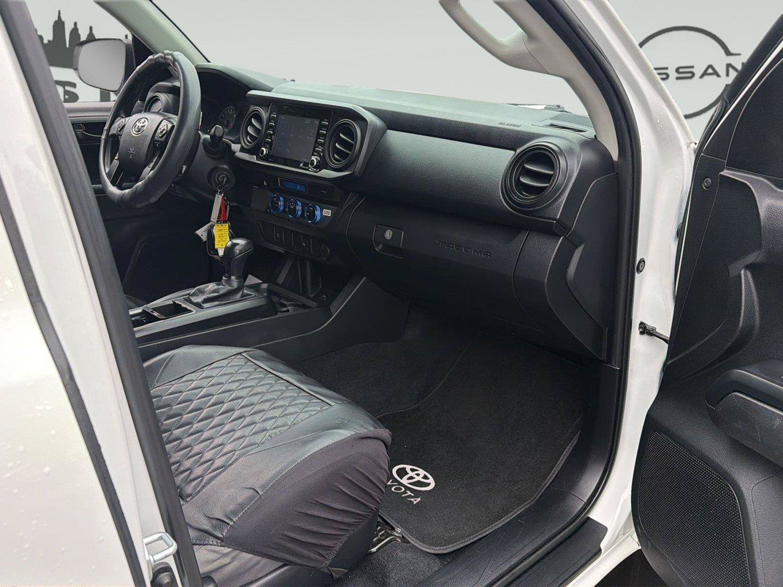 Used 2022 Toyota Tacoma SR w/ SX Package RWD image 27