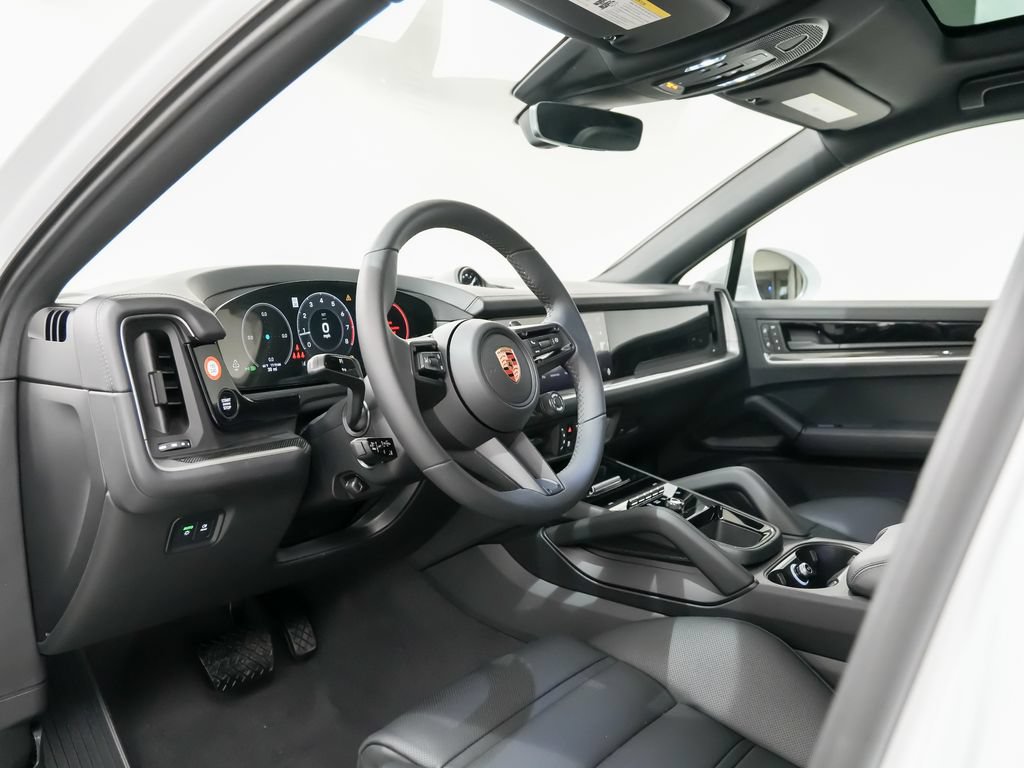 New 2026 Porsche Cayenne Coupe AWD/4WD image 4