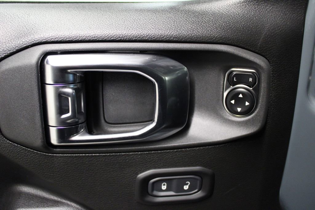 New 2025 Jeep Gladiator Sport image 12