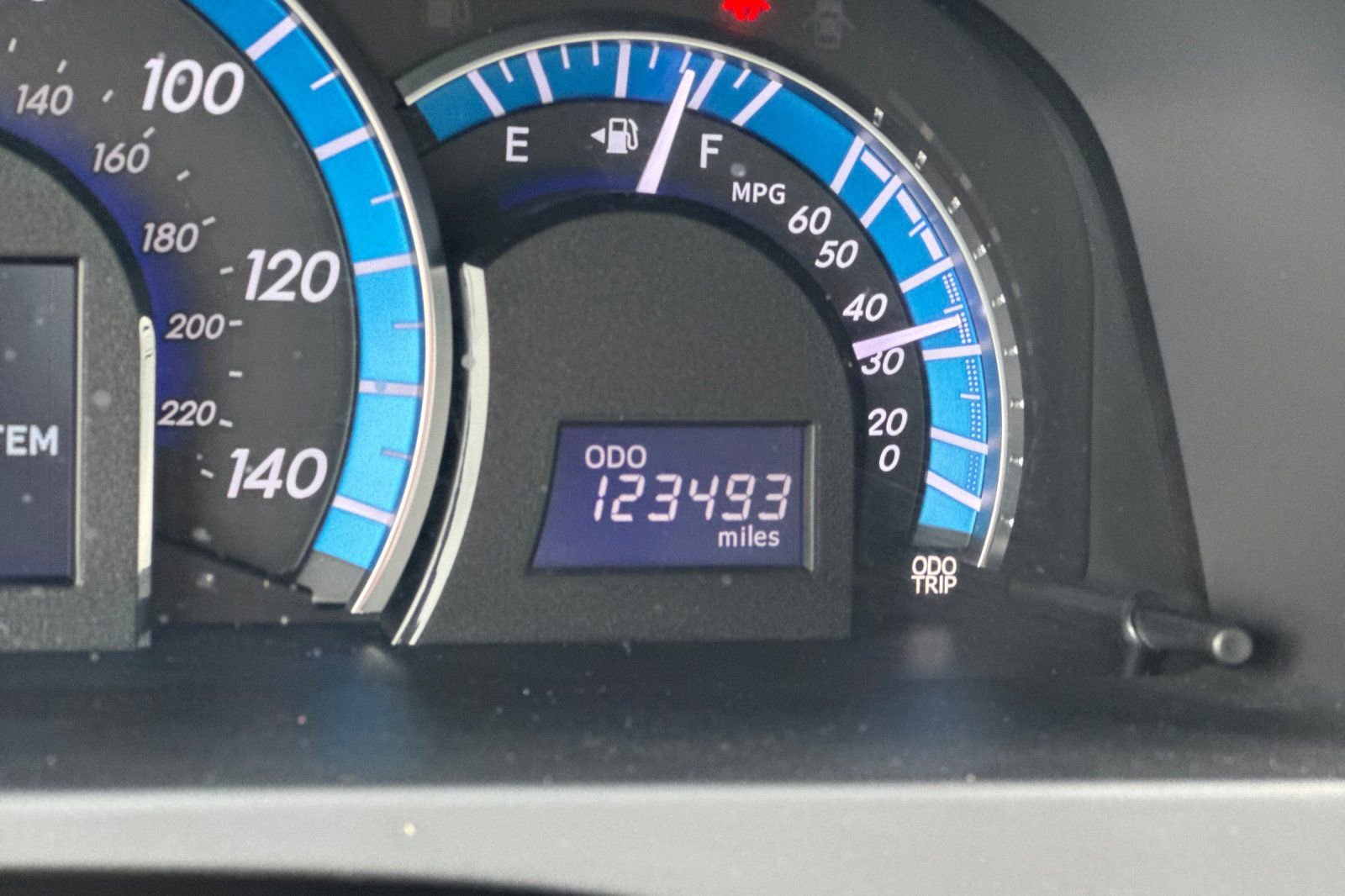 Used 2014 Toyota Camry LE FWD image 23