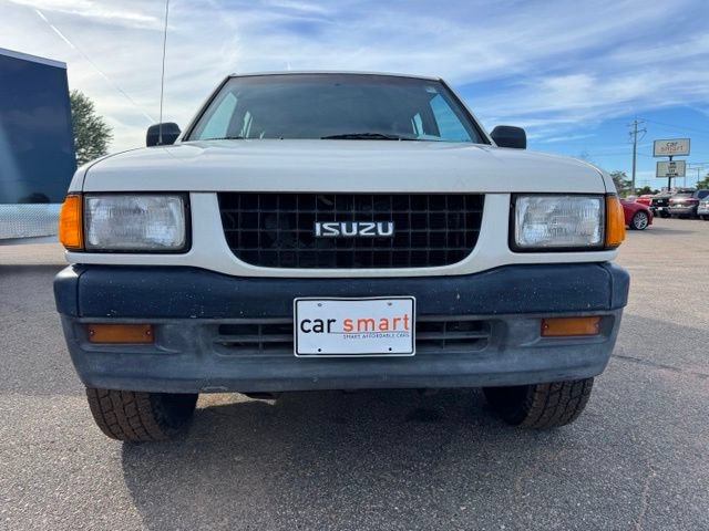 Used 1997 Isuzu Rodeo S RWD image 2
