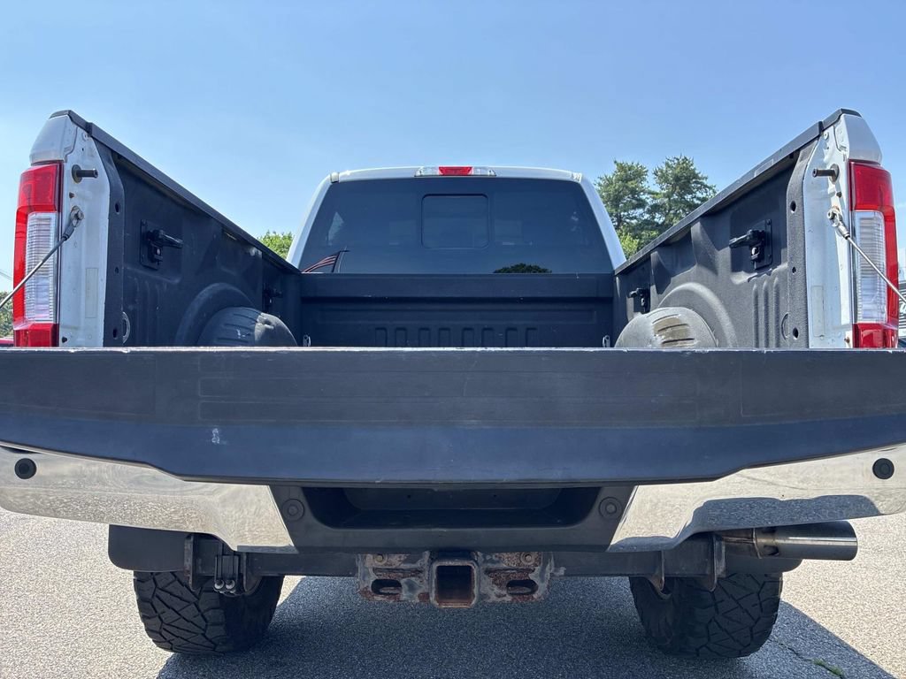 Used 2017 Ford F250 Lariat w/ Chrome Package AWD/4WD image 11