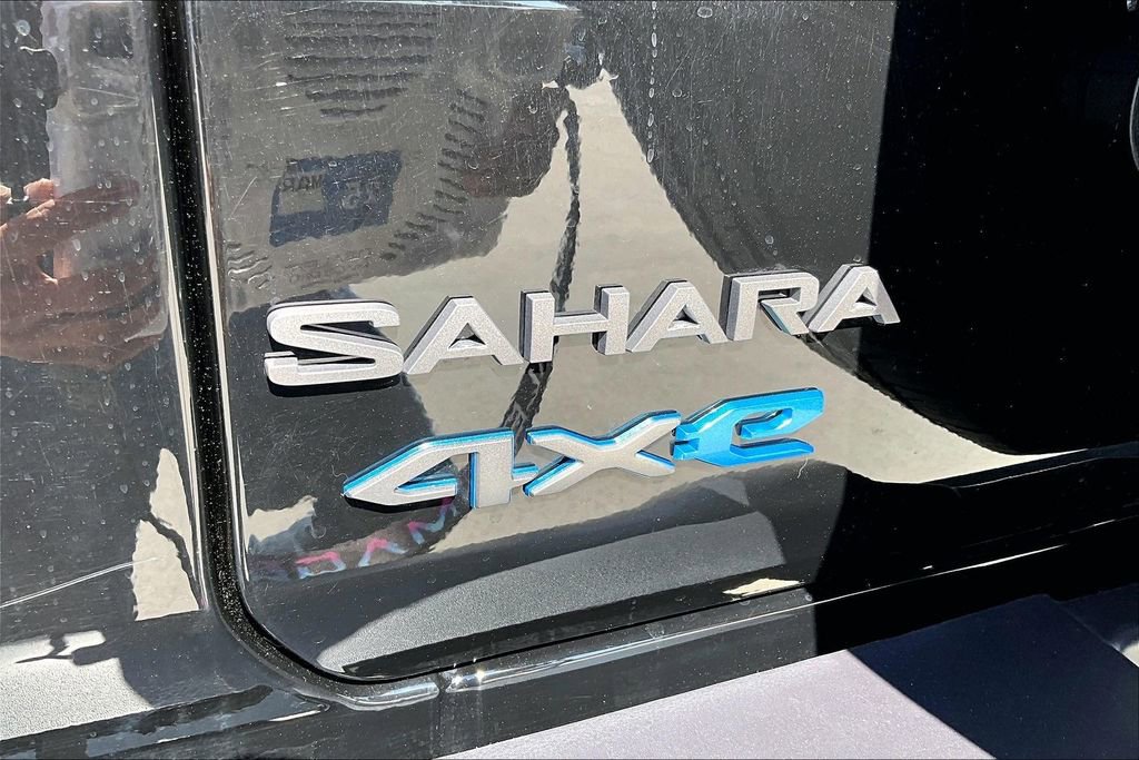 Certified 2025 Jeep Wrangler Unlimited Sahara w/ Safety Group AWD/4WD image 24